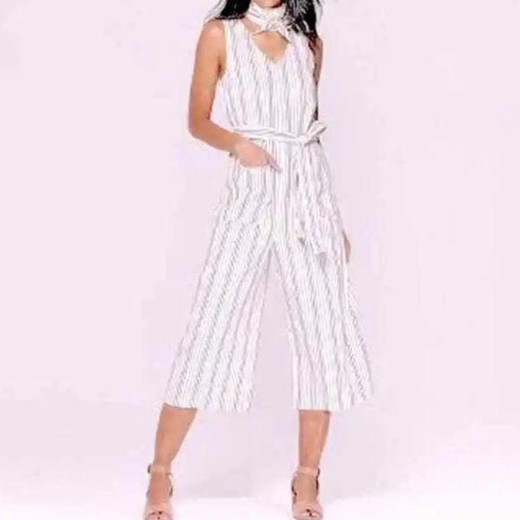 Universal Thread X Target Striped Sleeveless Wide Leg Jumpsuit NWOT! 🤍 - Picture 9 of 9